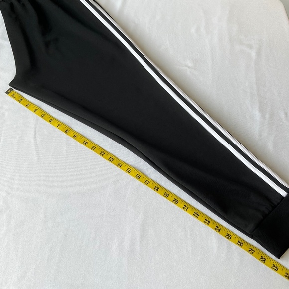 Adidas Aeroready 3-stripes women’s jogger pants - Picture 8 of 10